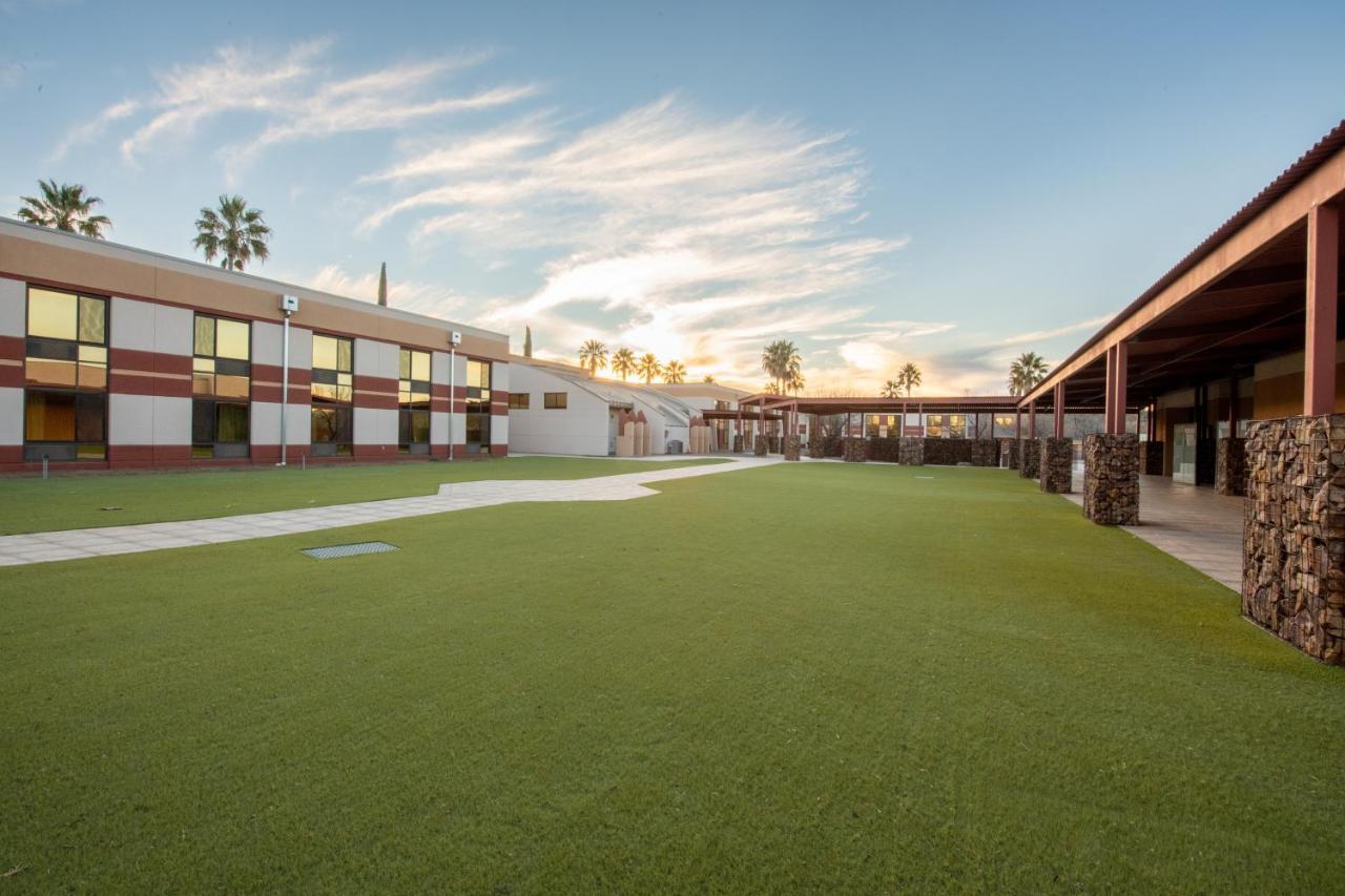 Apache Gold Resort Hotel & Casino Globe Exterior photo